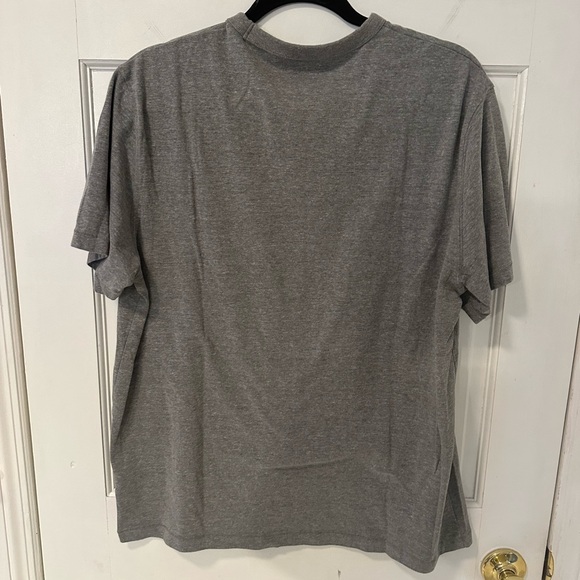 American Eagle men’s extra large T-shirts… One light blue one gray= one price - Picture 4 of 12
